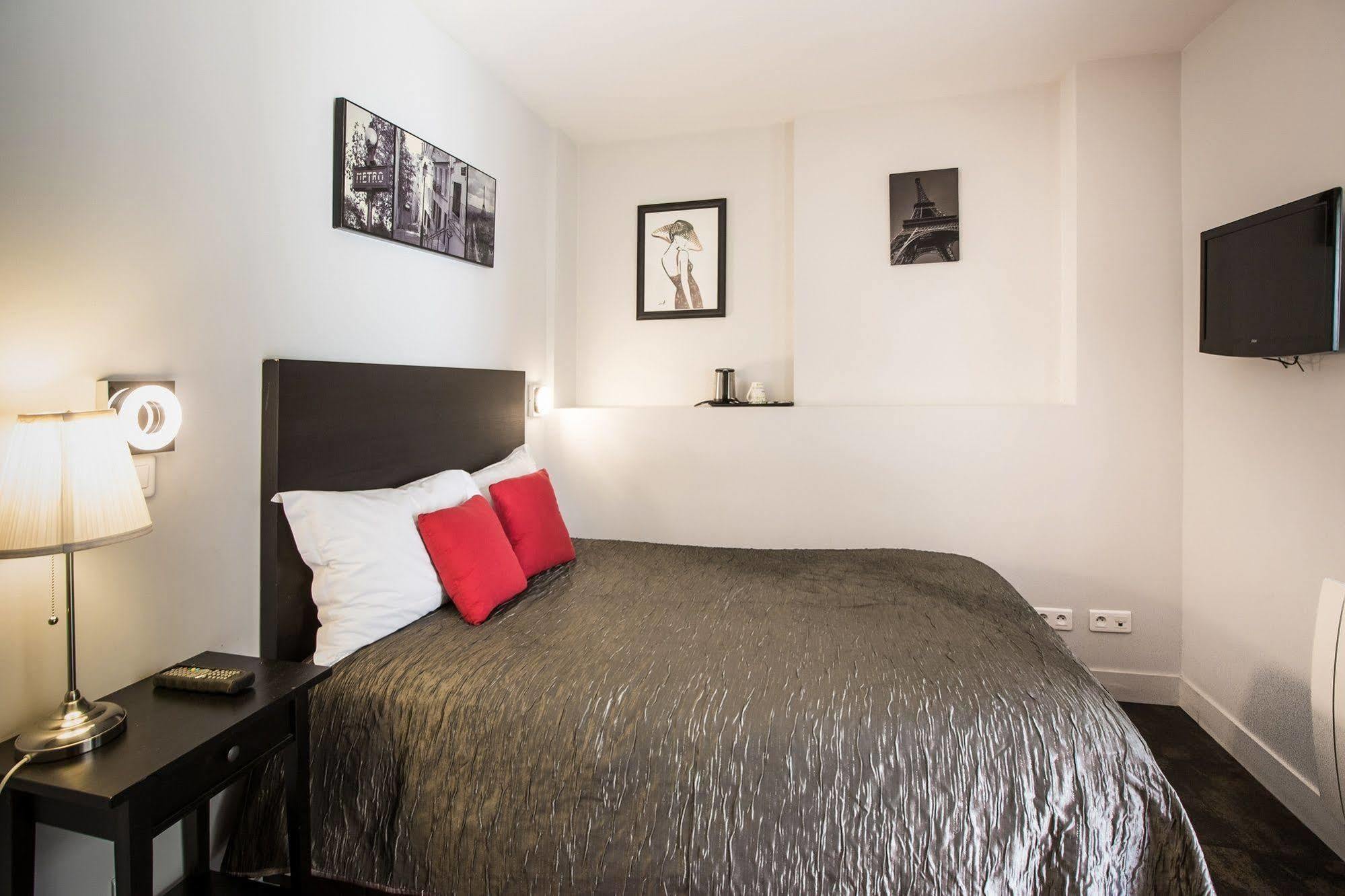 Le Figuier Hotel Ivry-sur-Seine Exterior photo